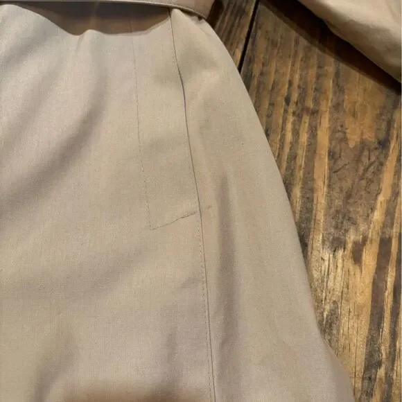 London Fog vintage tan Double-Breasted belted Trench Coat - Picture 4 of 9